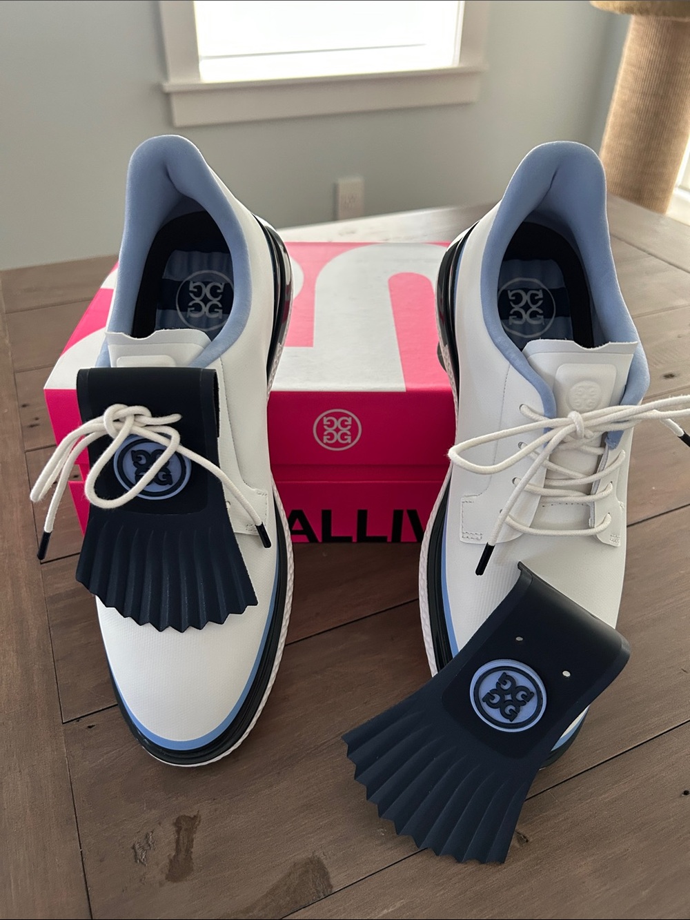 NEW G/Fore Women's GALLIVAN2R Tuxedo Stripe Kiltie Golf Shoe 9 New In Box